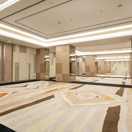 Harris Suites Puri Mansion Jakarta Exteriör bild