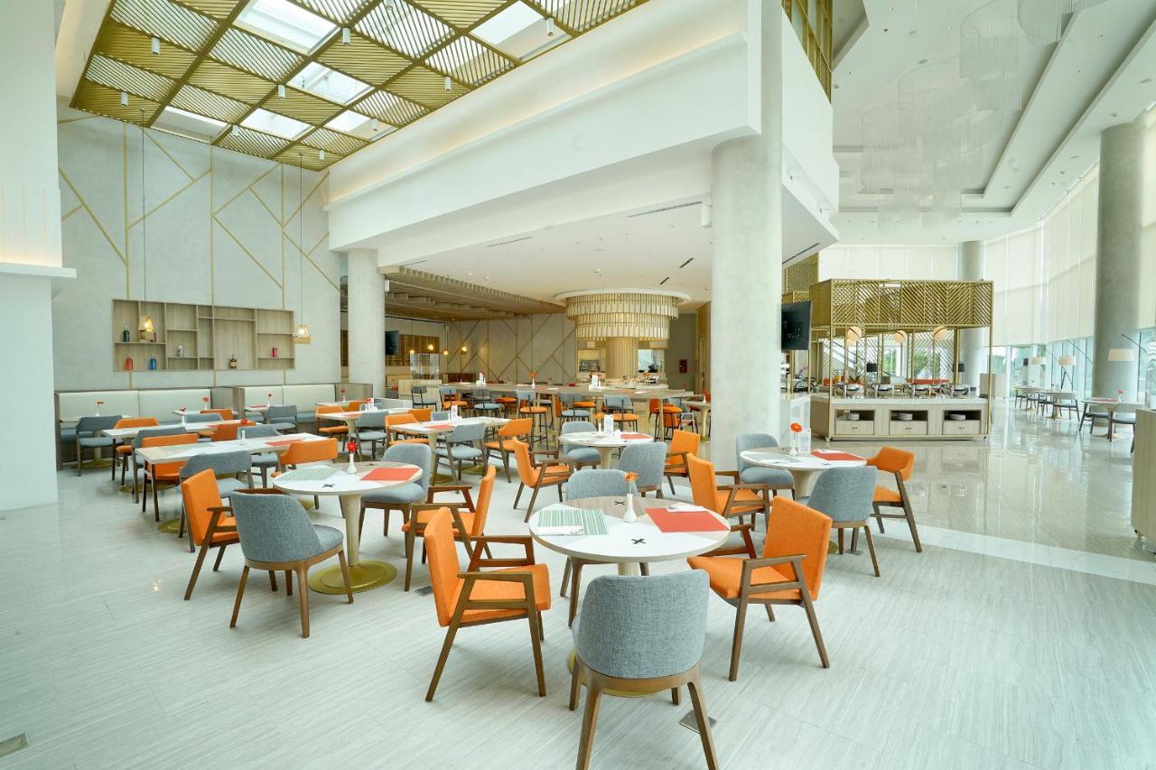 Harris Suites Puri Mansion Jakarta Exteriör bild