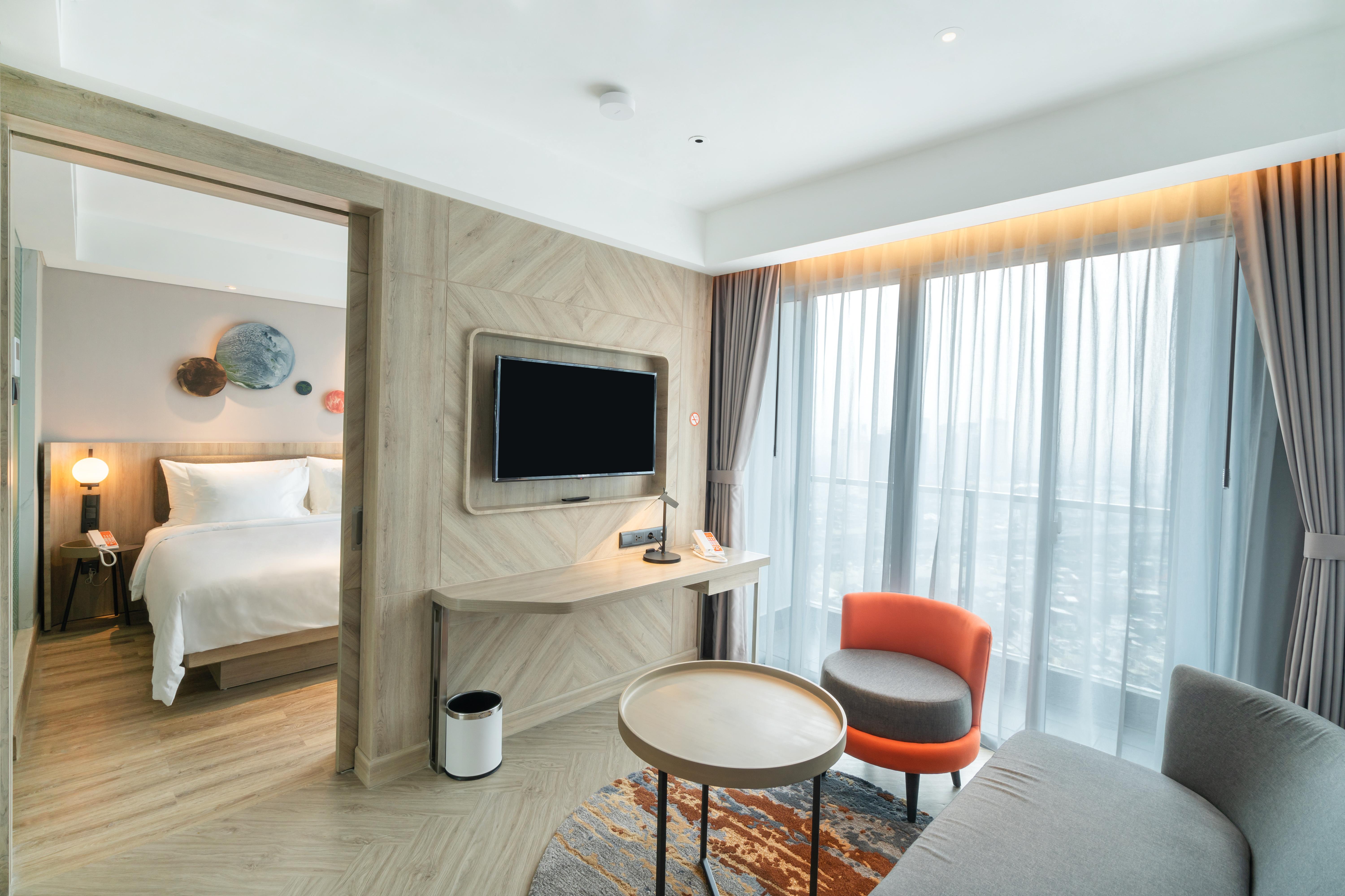 Harris Suites Puri Mansion Jakarta Exteriör bild